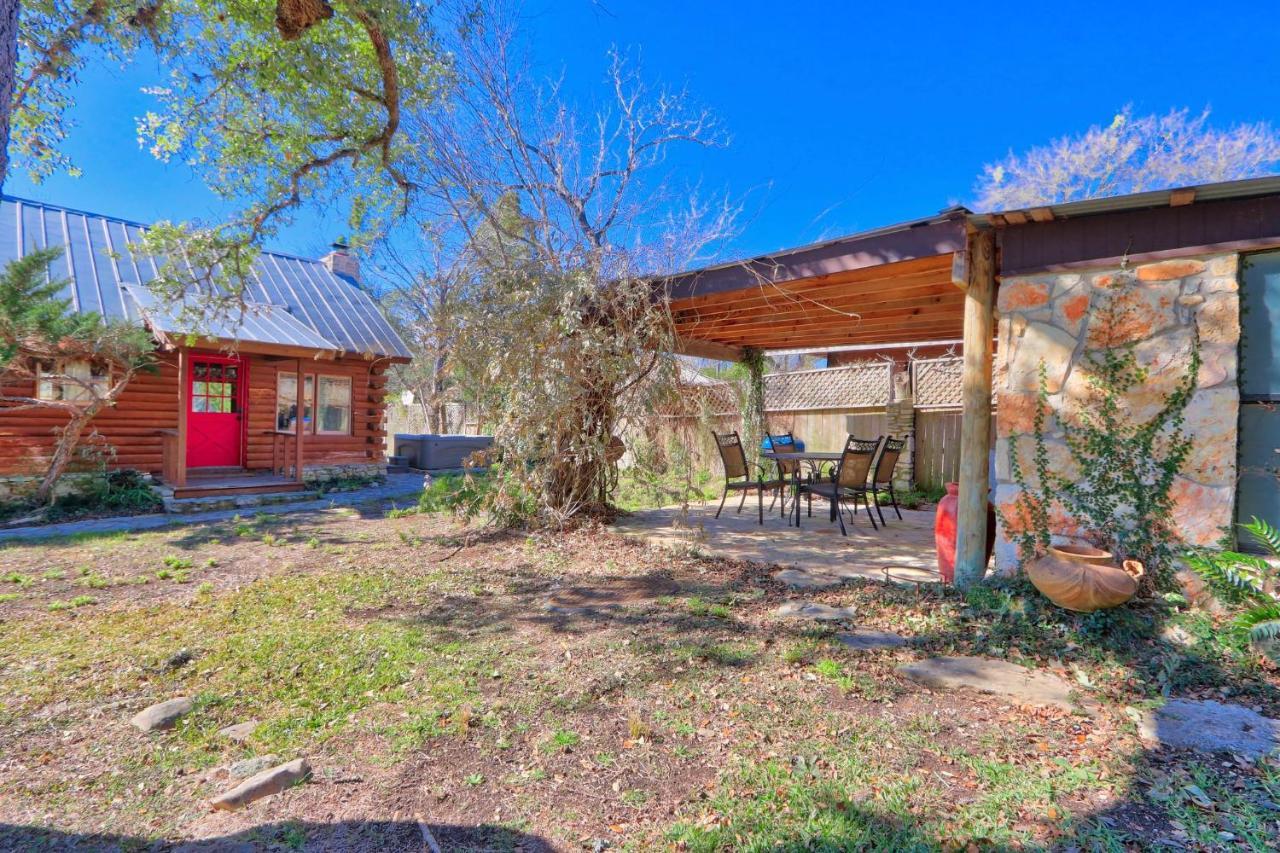 Clearwater Log Home Wimberley Exteriör bild