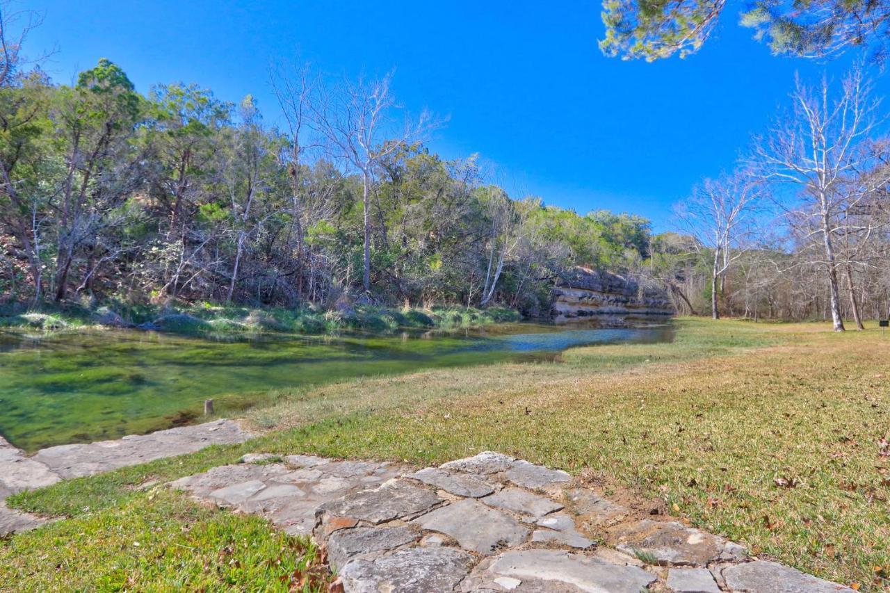 Clearwater Log Home Wimberley Exteriör bild